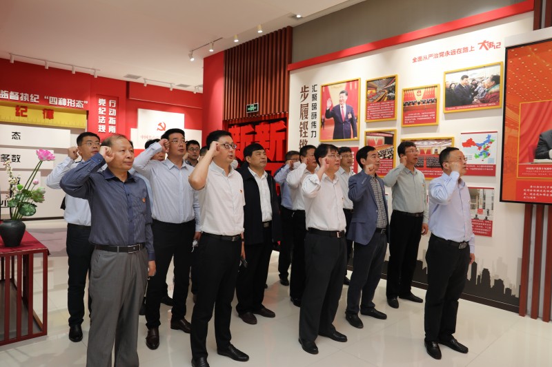 市住建局党委组织开展“510”实地警示教育活